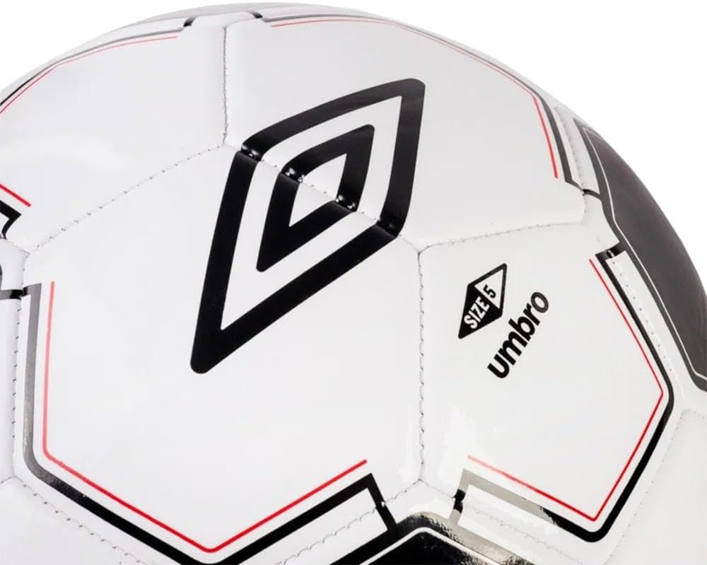Bola de Futebol Recreativa Umbro Clássico 32 Gomos PVC 2,7mm Tamanho 5 — foto 3