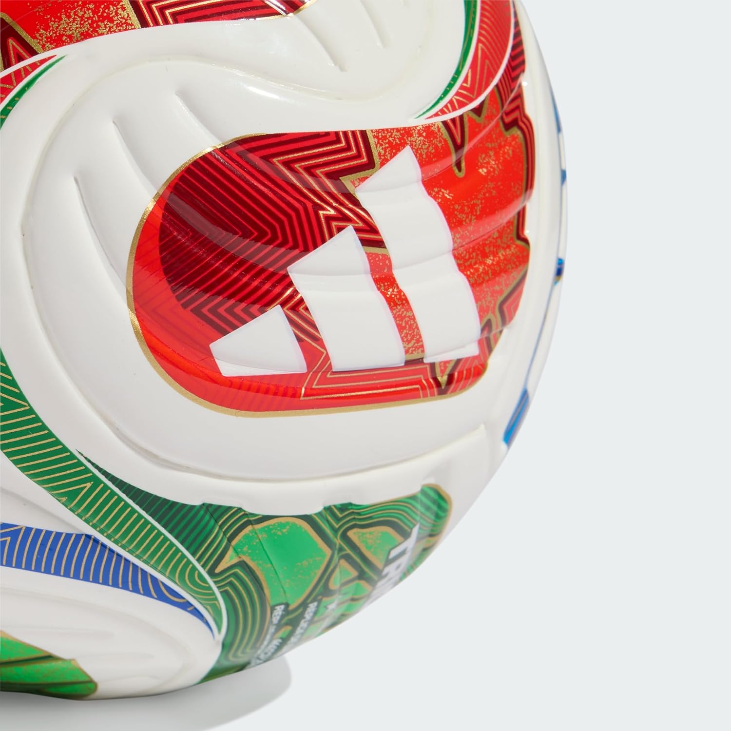 Mini Bola Adidas Trionda FIFA 2026 - Tamanho Compacto — foto 3